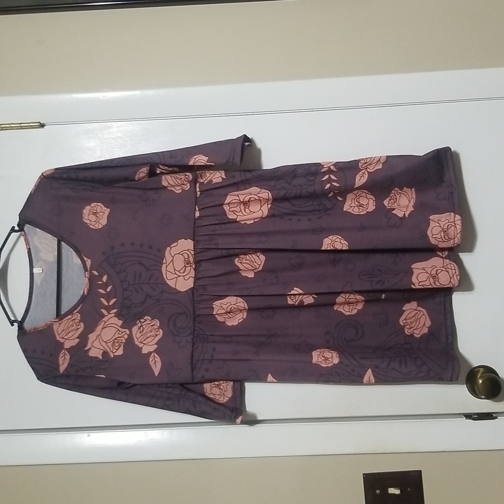 Babydoll cut dress. Size Large.